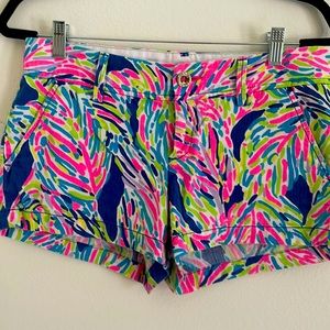 Lilly Pulitzer Walsh shorts size 6